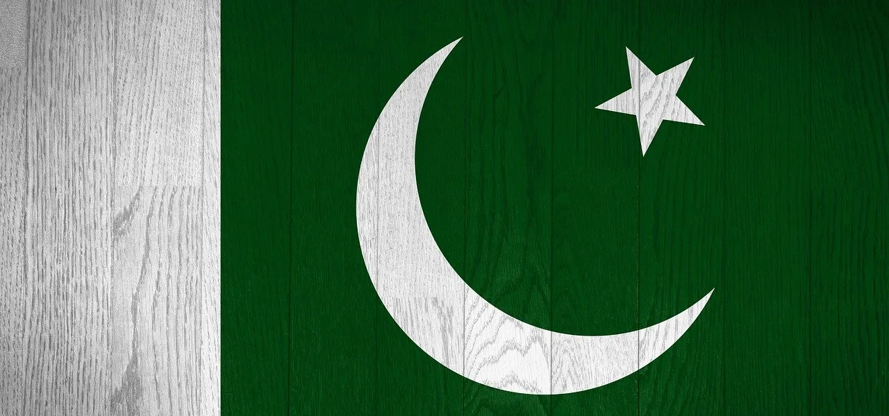 پاکستان پہلی پیاری چاہت ہے۔
